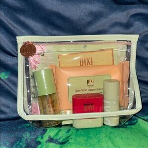 BRAND NEW UNOPENED Pixi Skincare Essentials in Mint and Peach Pouch